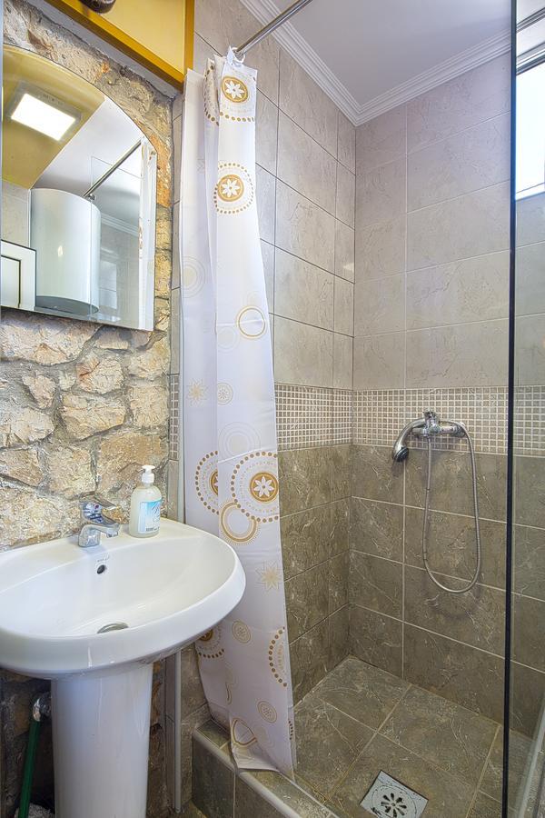 Apartman Kunjic Krimovica Exterior foto